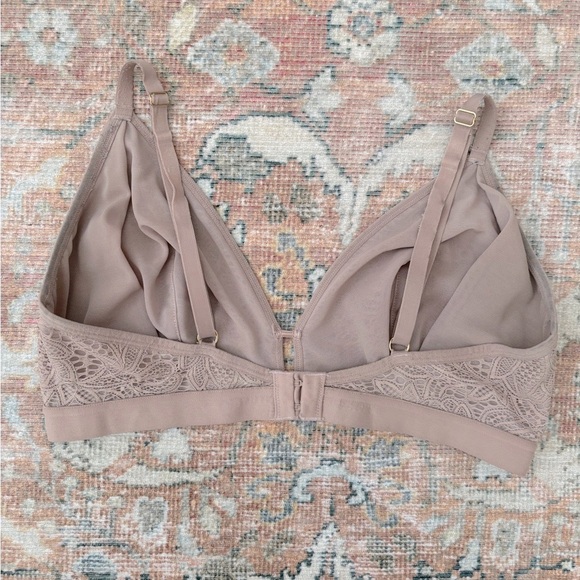 🌿💕 SOLD!! Lively All You Women’s Lace Bralette in Taupe - Picture 2 of 5